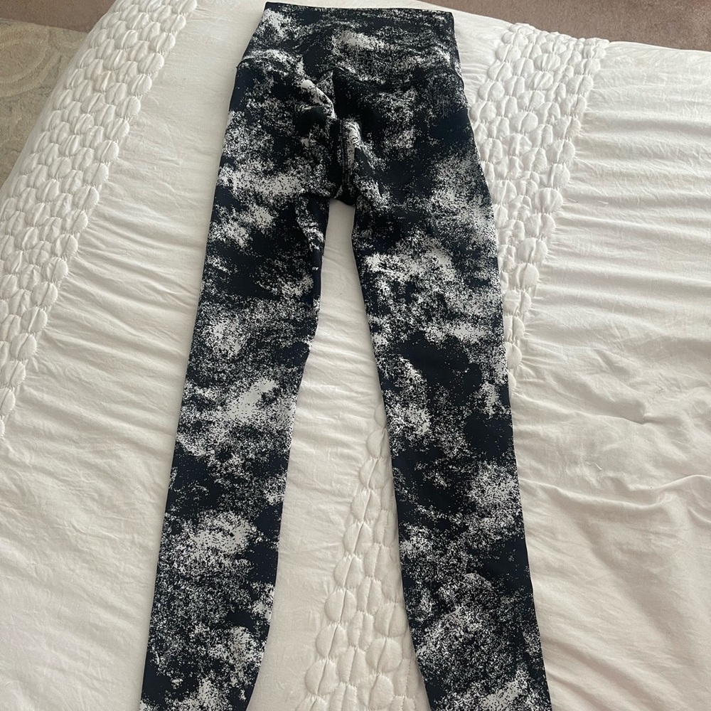 Lululemon Align High Rise Leggings 28”
